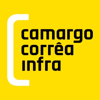 Logo da empresa Camargo Corrêa Infra. Ela tem fundo amarelo e letras pretas